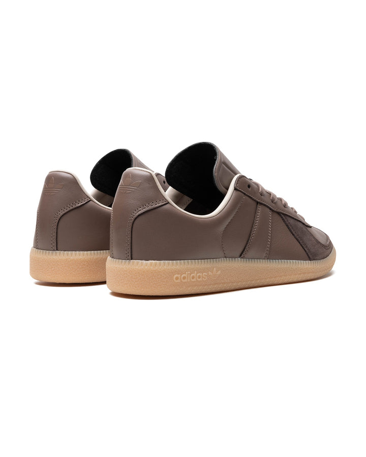 ADIDAS UNISEX BW ARMY X SIZE? EARTH STRATA