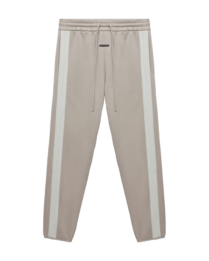 ADIDAS MEN'S ATHLETICS HIGH PANT X FEAR OF GOD ATHLETICS PUTTY BEIGE - מכנס טרנינג אדידס פיר אוף גוד היי פנט בז׳ לגברים - תמונה 1