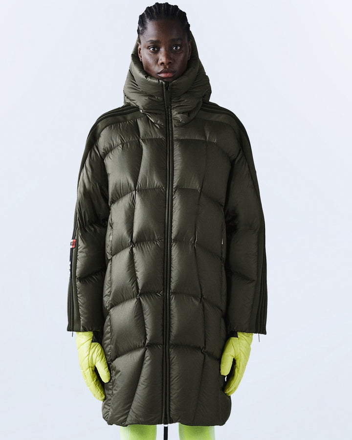 ADIDAS WOMEN'S BONNEVAL COCOON PUFFER X MONCLER NIGHT CARGO - מעיל פוך אדידס מונקלר בונבל ירוק זית כהה לנשים - תמונה 5