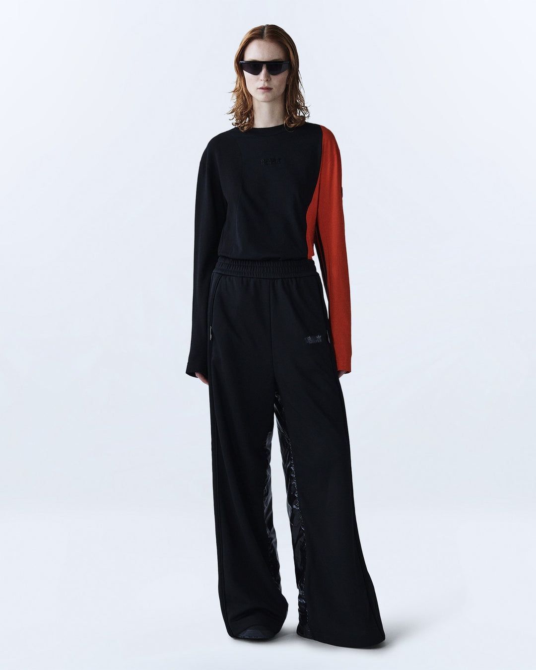 ADIDAS WOMEN'S TRACK PANTS X MONCLER BLACK - מכנס טרנינג אדידס מונקלר שחור לנשים - תמונה 4