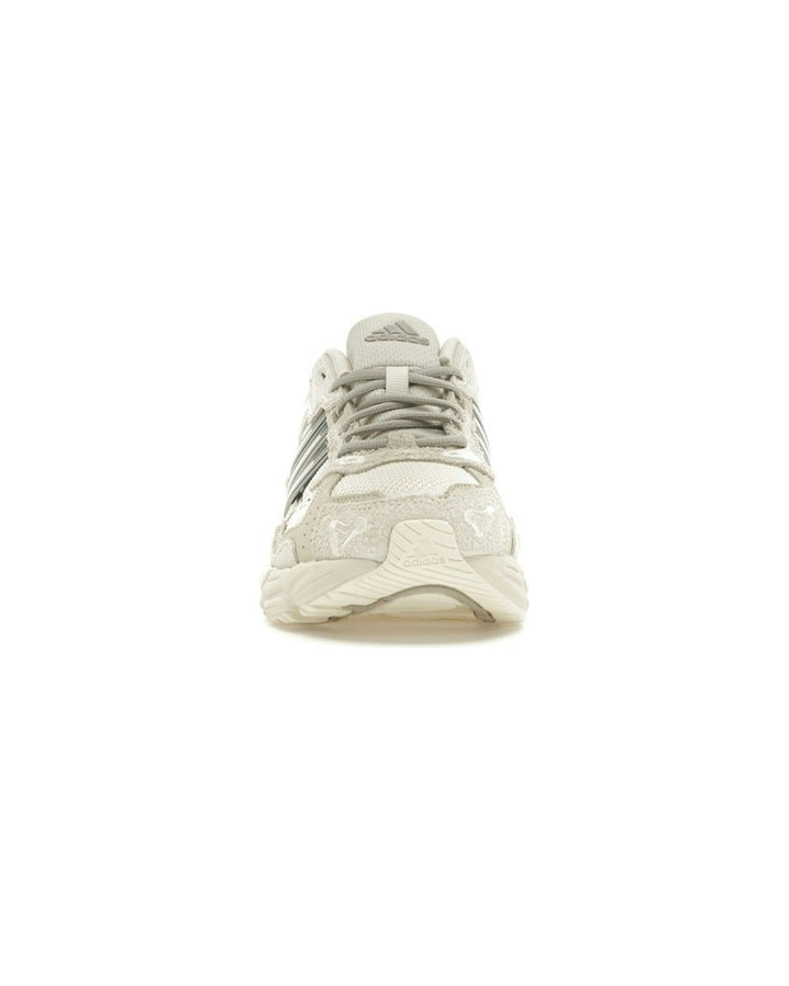 ADIDAS UNISEX RESPONSE CL X BAD BUNNY WONDER WHITE