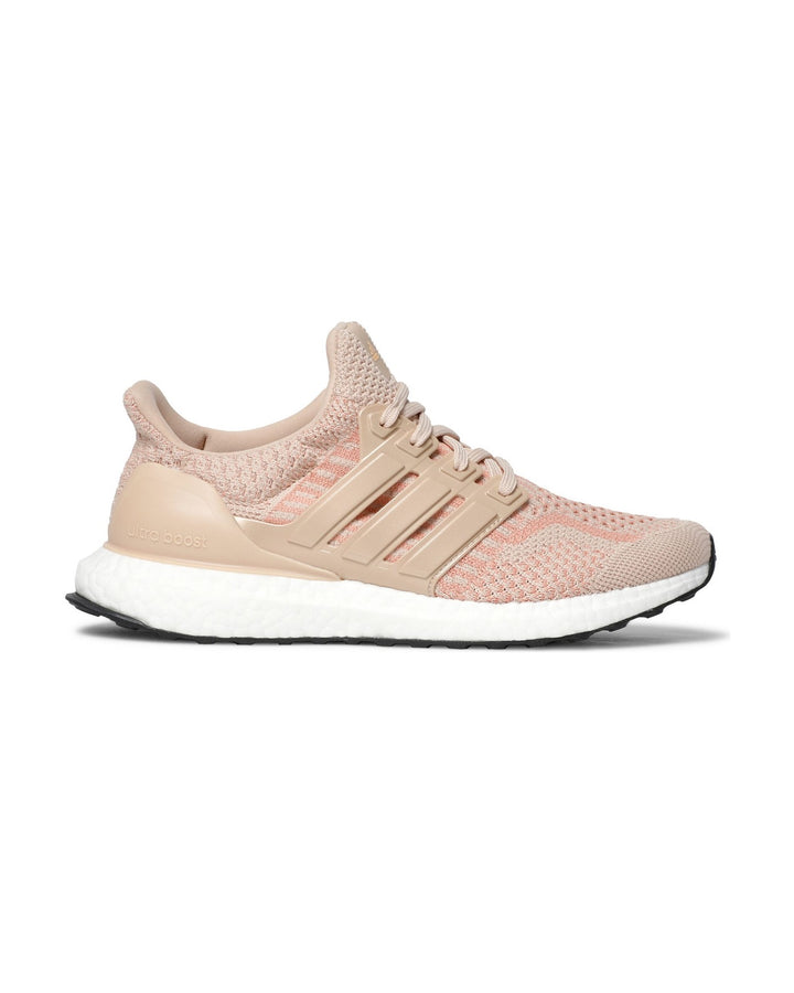 ADIDAS WOMEN'S ULTRABOOST 5.0 DNA HALO BLUSH סניקרס אדידס אולטרהבוסט 5.0 DNA ורוד בהיר לנשים
