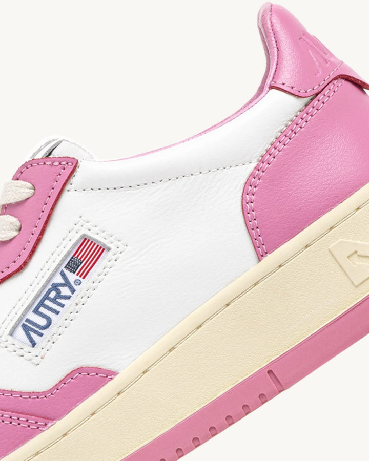 AUTRY WOMEN'S MEDALIST LOW BICOLOR WHITE MAUVE סניקרס אוטרי מדליסט לבן ורוד לנשים