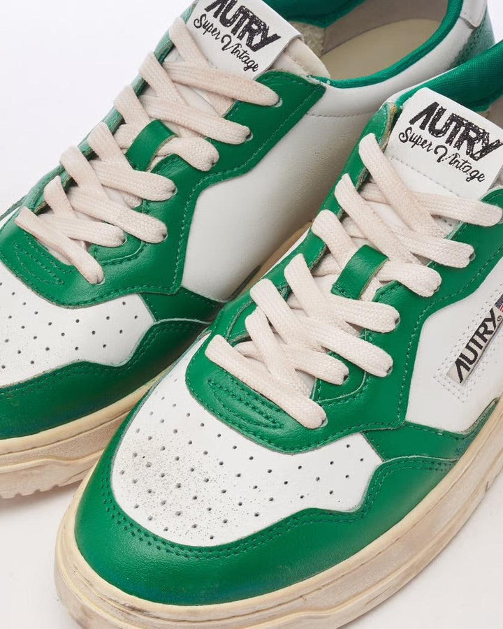 AUTRY MEN'S MEDALIST LOW SUPER VINTAGE WHITE GREEN סניקרס אוטרי מדליסט סופר וינטג׳ לבן ירוק לגברים