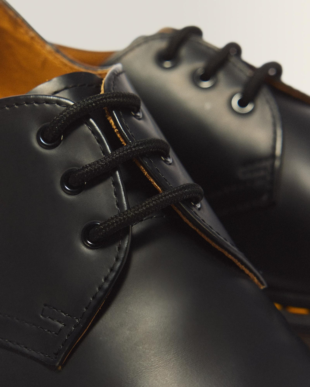 DR. MARTENS 1461 BLACK SMOOTH