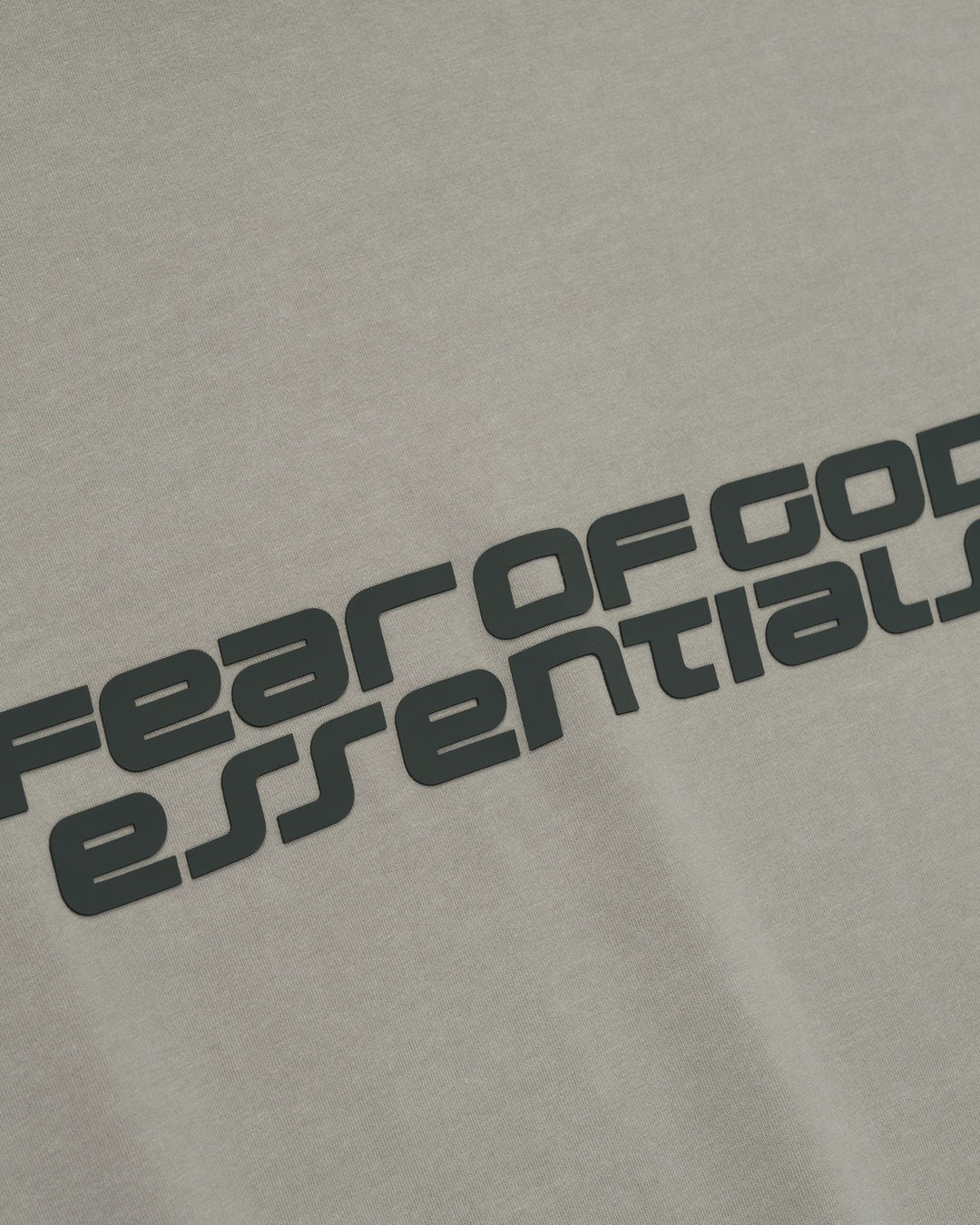 ESSENTIALS MEN'S 90S SHORT SLEEVE TEE SMOKE GREY חולצת טי אסנשלס 90S אפור עשן לגברים - תמונה 3
