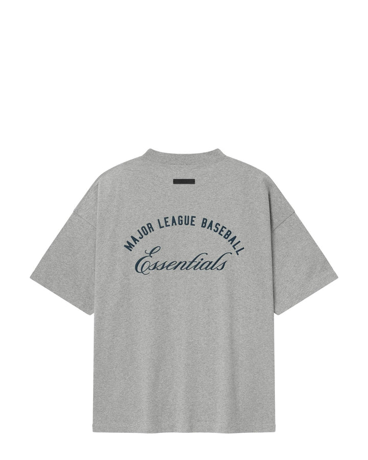 ESSENTIALS MEN'S MLB 90S TEE CONCRETE HEATHER חולצת טי אסנשלס MLB 90S אפור מלאנז׳ לגברים - תמונה 2
