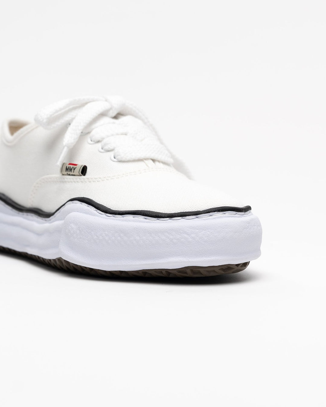 MAISON MIHARA YASUHIRO UNISEX BAKER OG SOLE CANVAS LOW WHITE - סניקרס מייסון מיהארה יאסוהירו בייקר לואו לבן יוניסקס - תמונה 6