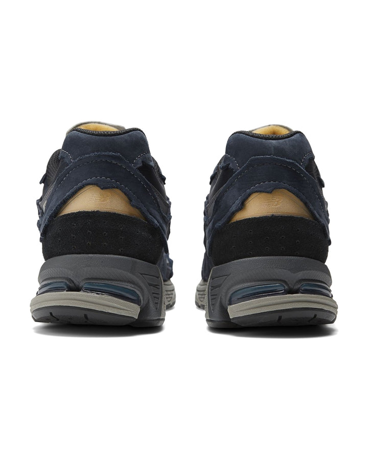 NEW BALANCE 2002R ECLIPSE