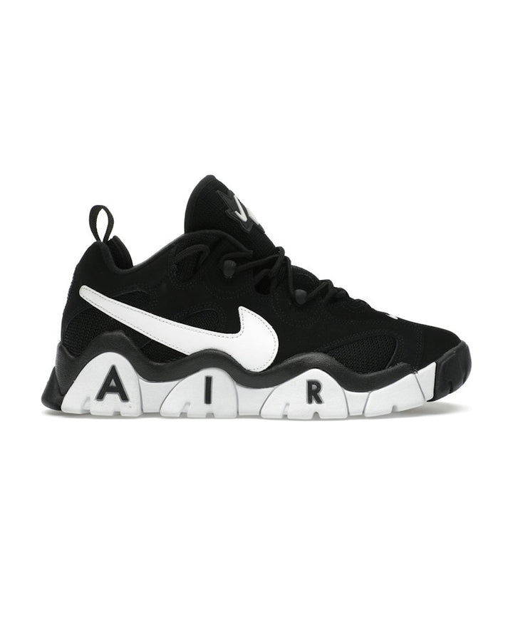 NIKE MEN'S AIR BARRAGE LOW BLACK WHITE - סניקרס נייקי אייר בראז׳ לואו שחור ולבן לגברים - תמונה 1