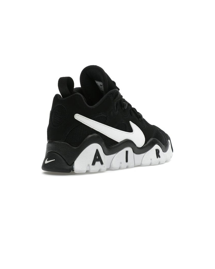 NIKE MEN'S AIR BARRAGE LOW BLACK WHITE - סניקרס נייקי אייר בראז׳ לואו שחור ולבן לגברים - תמונה 4