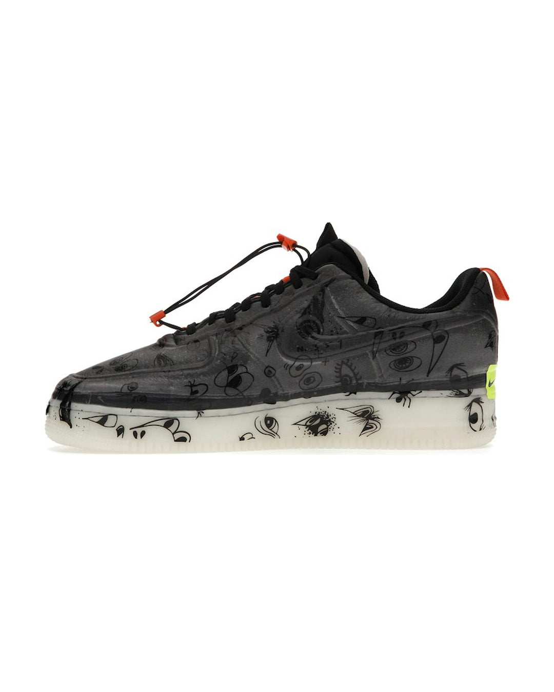 NIKE MEN'S AIR FORCE 1 EXPERIMENTAL HALLOWEEN - סניקרס נייקי אייר פורס 1 אקספרימנטל שחור וכתום לגברים - תמונה 2