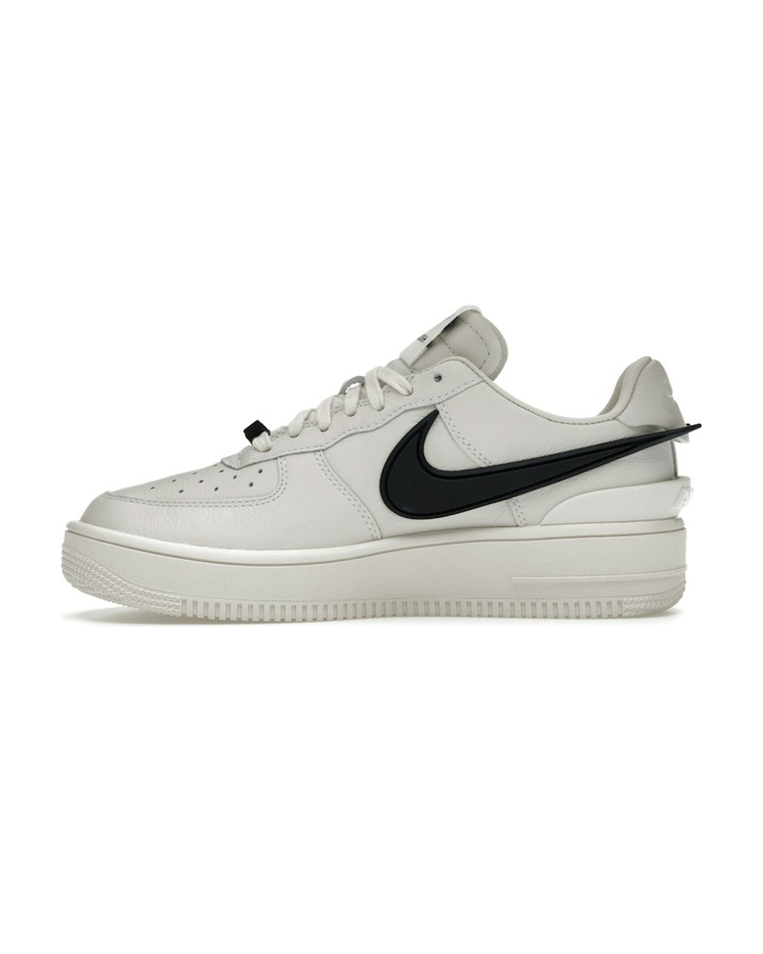 NIKE UNISEX AIR FORCE 1 LOW X AMBUSH PHANTOM סניקרס נייקי אייר פורס 1 לואו אמבוש לבן שמנת יוניסקס