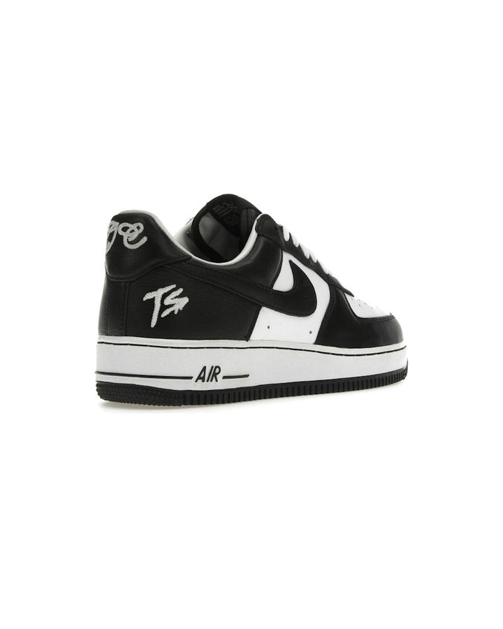 NIKE MEN'S AIR FORCE 1 LOW X FAT JOE TERROR SQUAD BLACKOUT סניקרס נייקי אייר פורס 1 לואו פאט ג׳ו טרור סקוואד לבן שחור לגברים