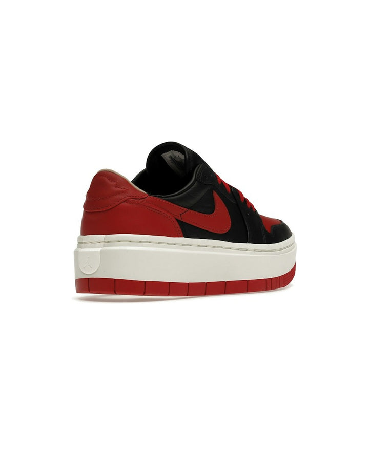 NIKE WOMEN'S AIR JORDAN 1 ELEVATE LOW SE BRED - סניקרס נייקי אייר ג׳ורדן 1 אלבייט לואו שחור ואדום לנשים - תמונה 4