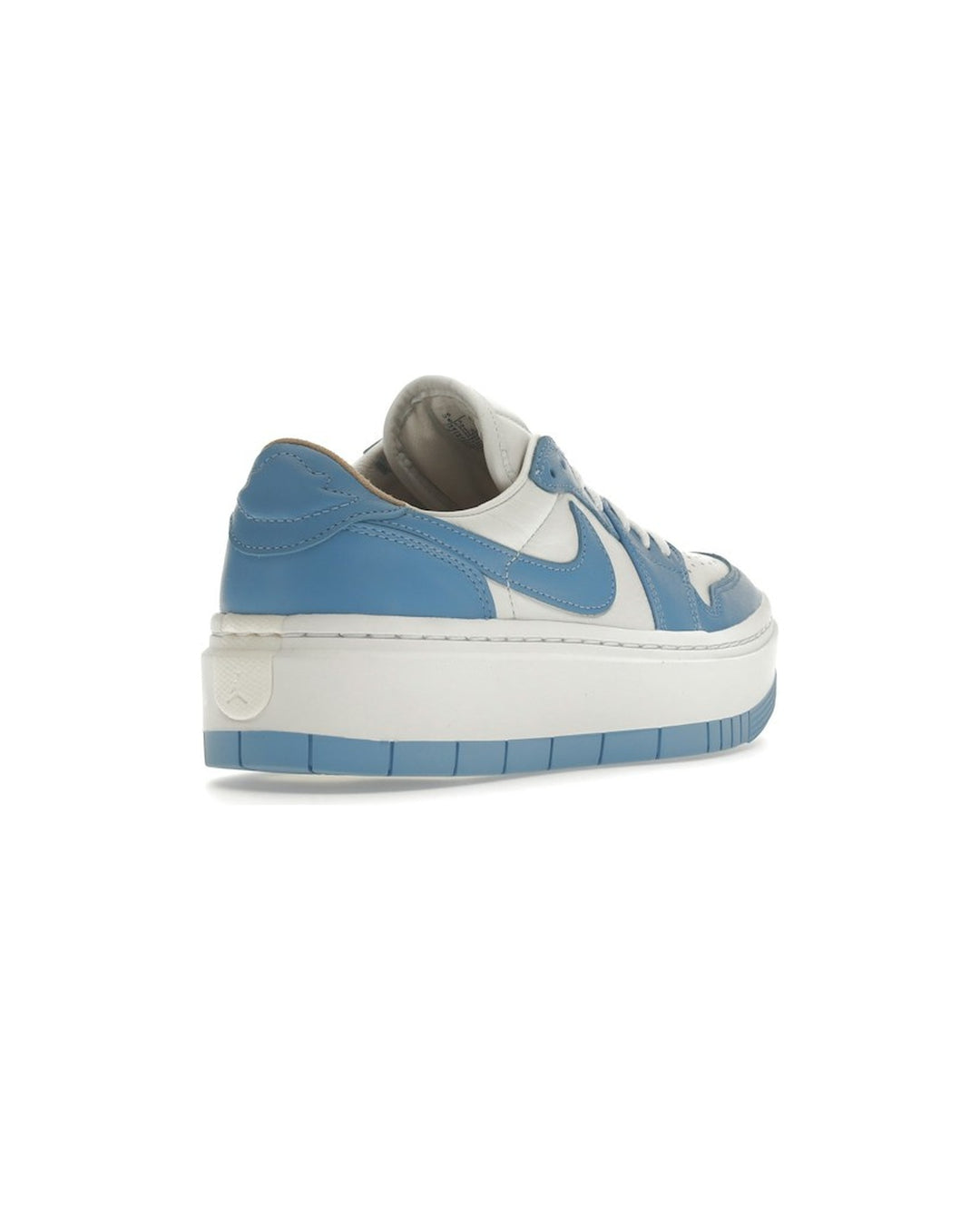 NIKE WOMEN'S AIR JORDAN 1 ELEVATE LOW SE UNIVERSITY BLUE - סניקרס נייקי אייר ג׳ורדן 1 אלבייט לואו לבן ותכלת לנשים - תמונה 4