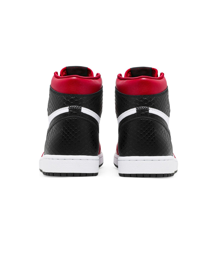 NIKE WOMEN'S AIR JORDAN 1 HIGH OG SATIN RED סניקרס נייקי אייר ג׳ורדן 1 היי סאטן אדום ושחור לנשים