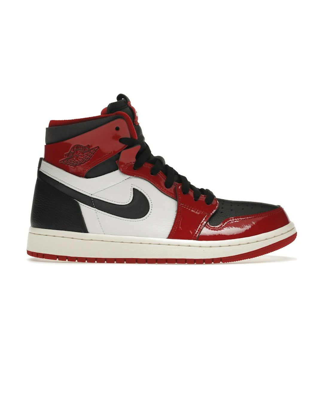 NIKE WOMEN'S AIR JORDAN 1 HIGH ZOOM AIR CMFT PATENT CHICAGO - סניקרס נייקי אייר ג׳ורדן 1 היי זום לקה אדום לבן ושחור לנשים - תמונה 1