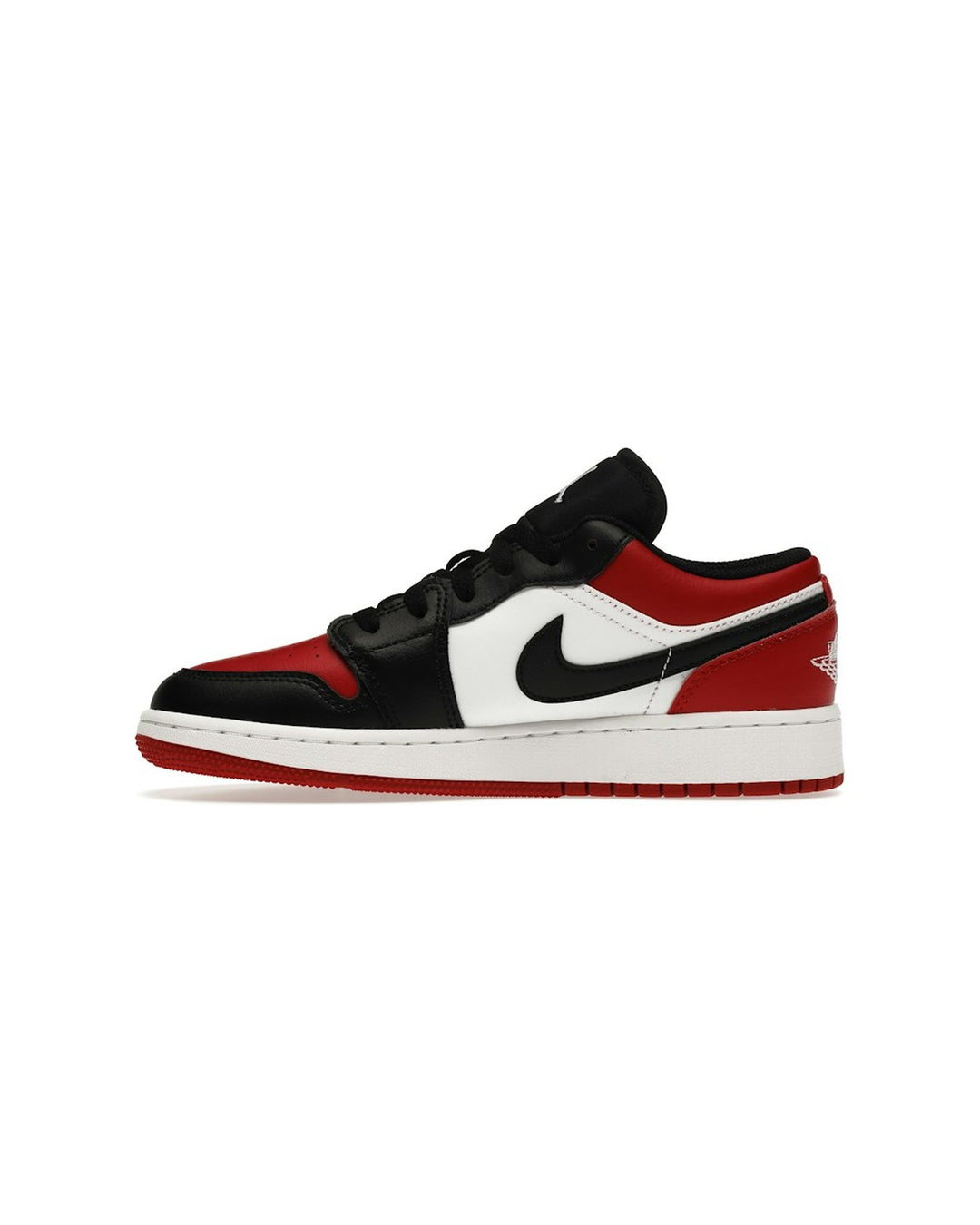 NIKE KIDS' AIR JORDAN 1 LOW GS BRED TOE - סניקרס נוער נייקי אייר ג׳ורדן 1 לואו אדום לבן ושחור - מידות נוער 35.5-40 - תמונה 2