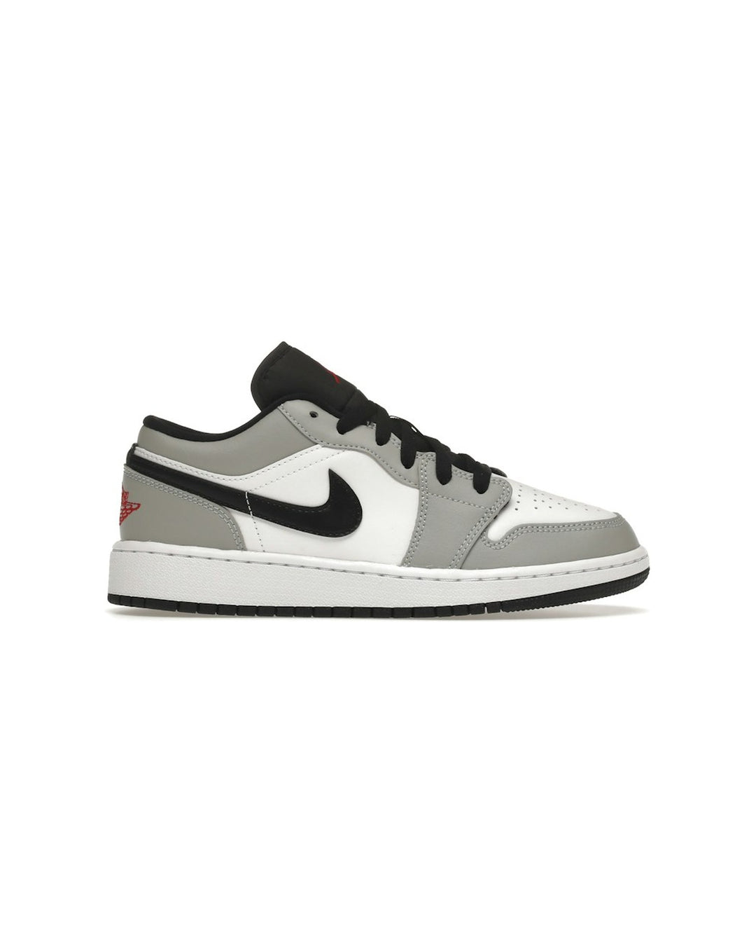 NIKE KIDS' AIR JORDAN 1 LOW GS LIGHT SMOKE GREY GYM RED סניקרס נוער נייקי אייר ג׳ורדן 1 לואו אפור בהיר אדום ולבן - מידות נוער 35.5-40