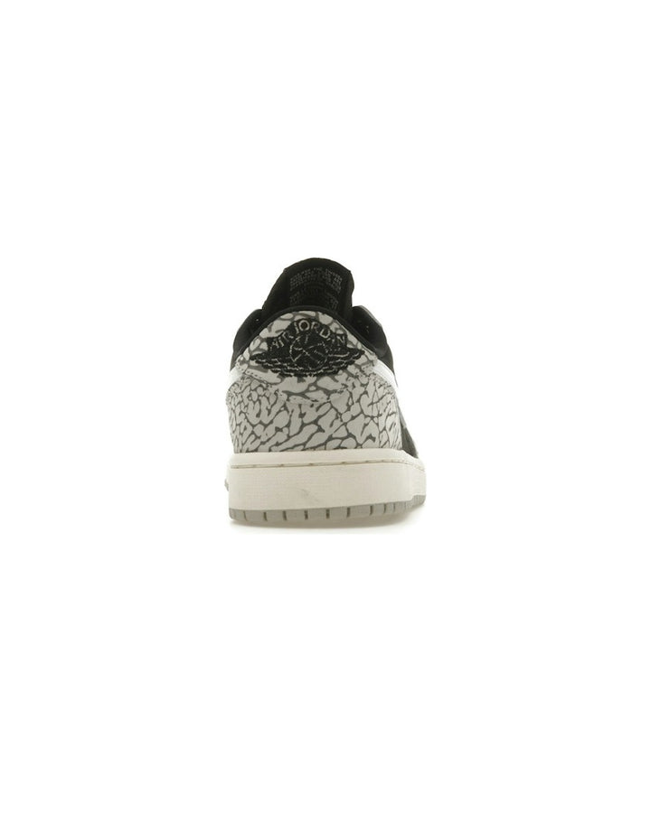 NIKE WOMEN'S AIR JORDAN 1 LOW OG BLACK MUSLIN סניקרס נייקי אייר ג׳ורדן 1 לואו OG שחור אפור ושמנת לנשים