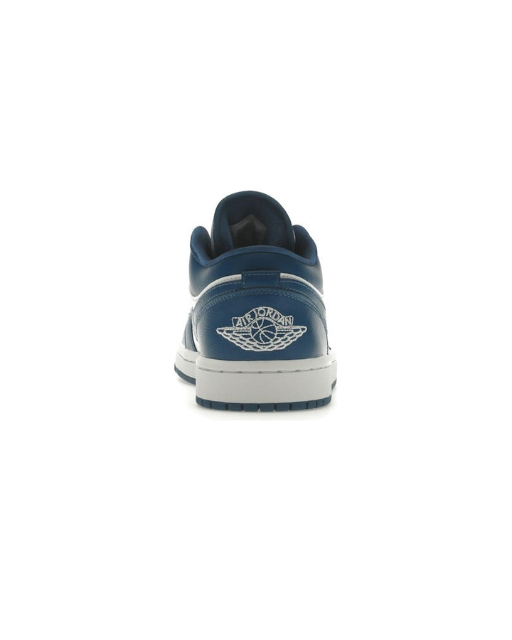 NIKE WOMEN'S AIR JORDAN 1 LOW WHITE DARK MARINA BLUE סניקרס נייקי אייר ג׳ורדן 1 לואו לבן וכחול לנשים