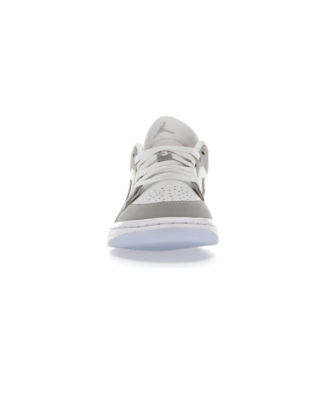 NIKE WOMEN'S AIR JORDAN 1 LOW WOLF GREY ALUMINUM - סניקרס נייקי אייר ג׳ורדן 1 לואו לבן אפור ותכלת לנשים - תמונה 5