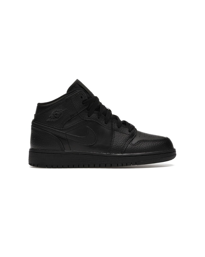 NIKE KIDS' AIR JORDAN 1 MID GS TRIPLE BLACK סניקרס נוער נייקי אייר ג׳ורדן 1 מיד שחור - מידות נוער 35.5-40