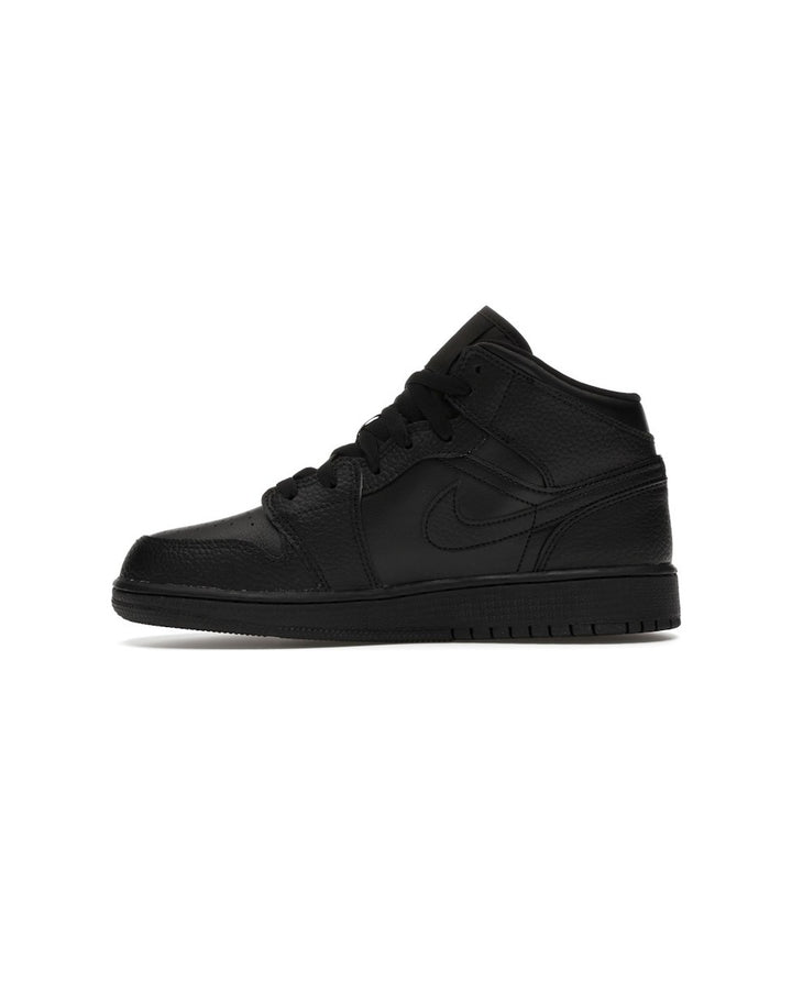 NIKE KIDS' AIR JORDAN 1 MID GS TRIPLE BLACK סניקרס נוער נייקי אייר ג׳ורדן 1 מיד שחור - מידות נוער 35.5-40