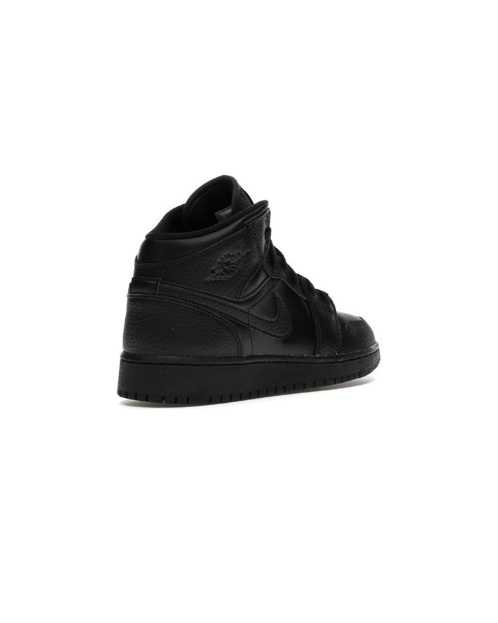 NIKE KIDS' AIR JORDAN 1 MID GS TRIPLE BLACK סניקרס נוער נייקי אייר ג׳ורדן 1 מיד שחור - מידות נוער 35.5-40