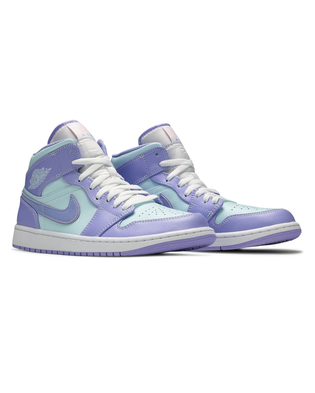 NIKE MEN'S AIR JORDAN 1 MID PURPLE PULSE סניקרס נייקי אייר ג׳ורדן 1 מיד סגול ותכלת לגברים