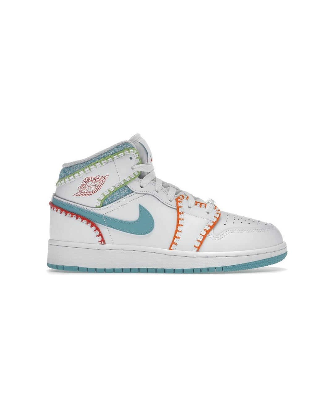 NIKE KIDS' AIR JORDAN 1 MID SE GS MULTI KNIT - סניקרס נוער נייקי אייר ג׳ורדן 1 מיד לבן טורקיז וורוד - מידות נוער 35.5-40 - תמונה 1