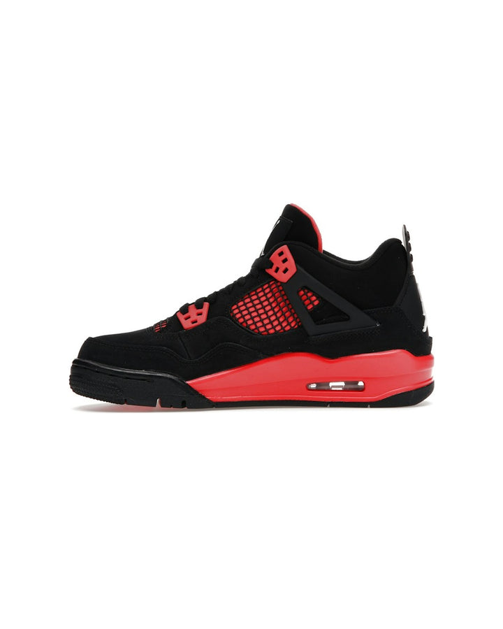 NIKE KIDS' AIR JORDAN 4 RETRO GS RED THUNDER - סניקרס נוער נייקי אייר ג׳ורדן 4 רטרו שחור ואדום - מידות נוער 35.5-40 - תמונה 2