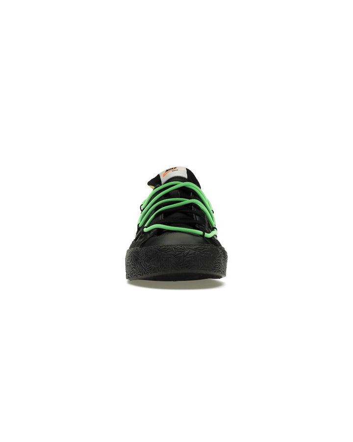 NIKE MEN'S BLAZER LOW '77 X OFF-WHITE ELECTRO GREEN - סניקרס נייקי בלייזר לואו אוף-וויט שחור וירוק לגברים - תמונה 5