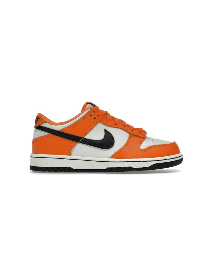 NIKE KIDS' DUNK LOW GS PHANTOM SAFETY ORANGE סניקרס נוער נייקי דאנק לואו שמנת שחור וכתום - מידות נוער 35.5-40