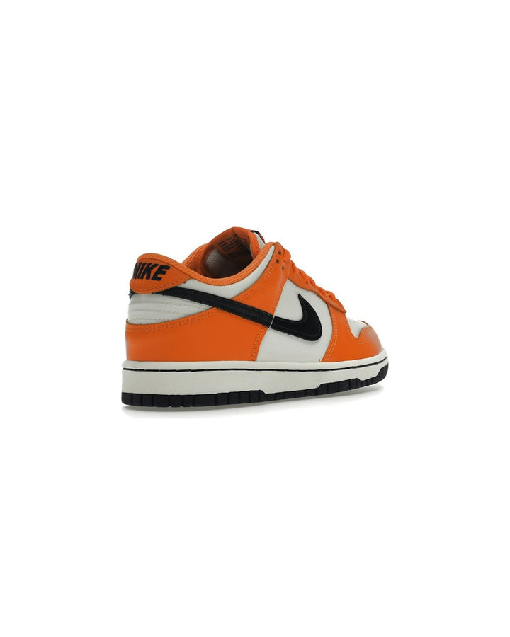 NIKE KIDS' DUNK LOW GS PHANTOM SAFETY ORANGE סניקרס נוער נייקי דאנק לואו שמנת שחור וכתום - מידות נוער 35.5-40