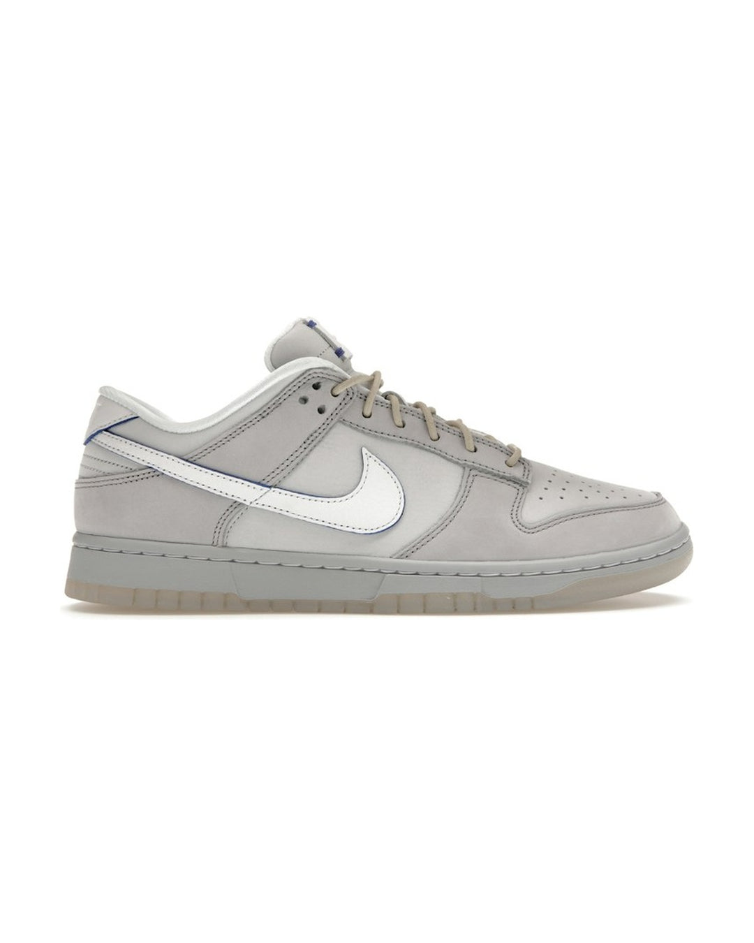 NIKE MEN'S DUNK LOW RETRO WOLF GREY סניקרס נייקי דאנק לואו אפור בהיר ולבן לגברים