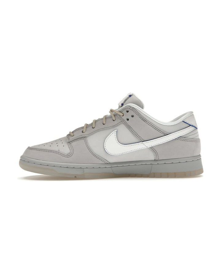 NIKE MEN'S DUNK LOW RETRO WOLF GREY סניקרס נייקי דאנק לואו אפור בהיר ולבן לגברים