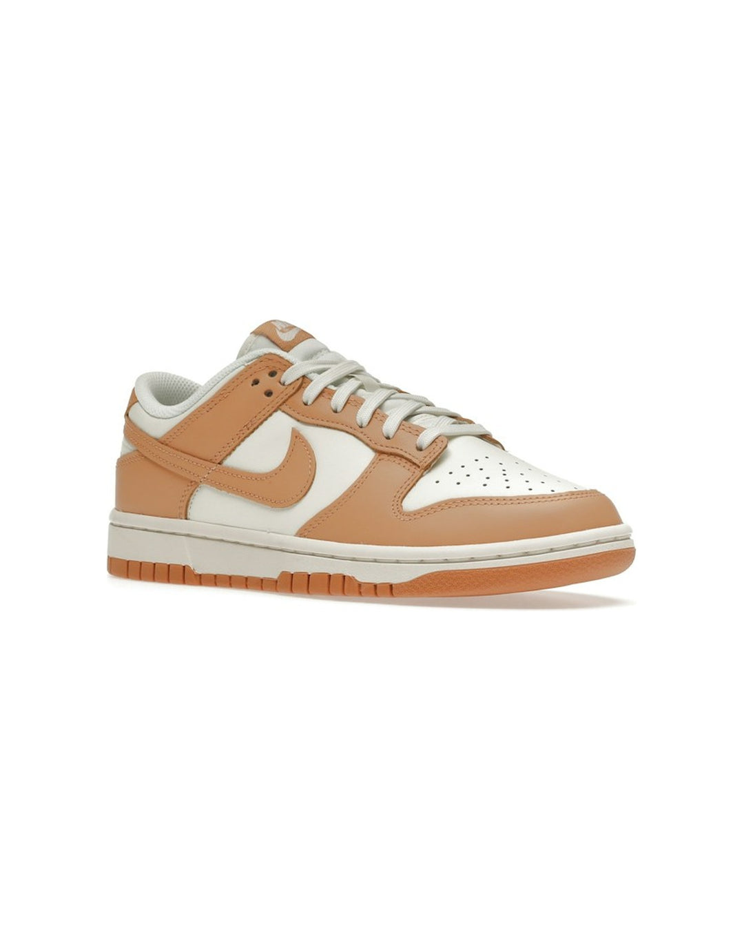 NIKE WOMEN'S DUNK LOW SAIL HARVEST MOON סניקרס נייקי דאנק לואו שמנת וחרדל לנשים
