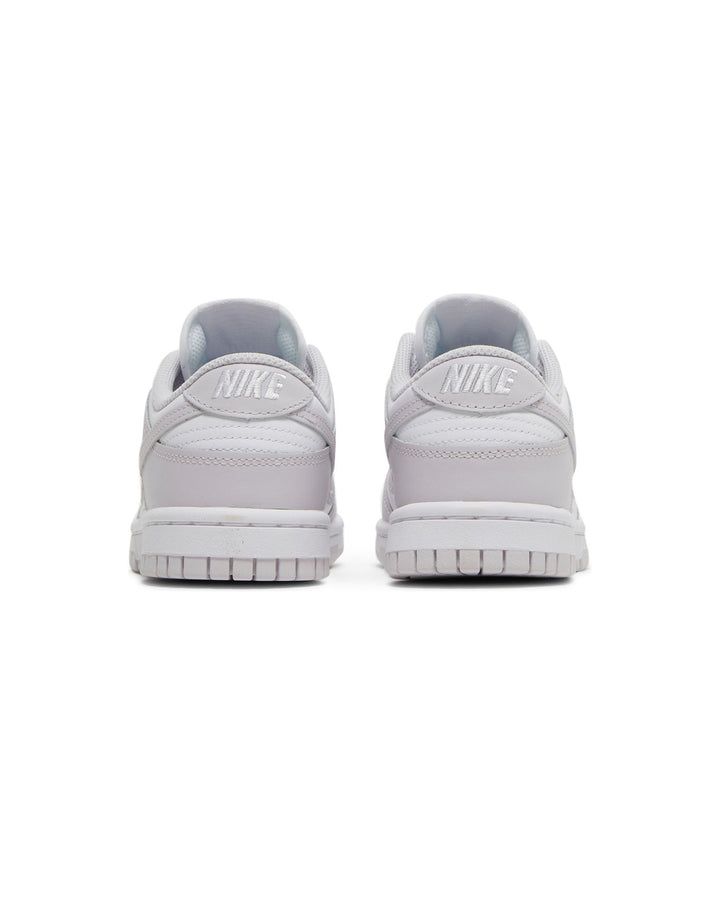 NIKE WOMEN'S DUNK LOW VENICE סניקרס נייקי דאנק לואו לבן וסגול בהיר לנשים