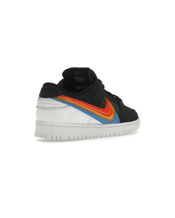 NIKE UNISEX SB DUNK LOW PRO QS X POLAROID BLACK