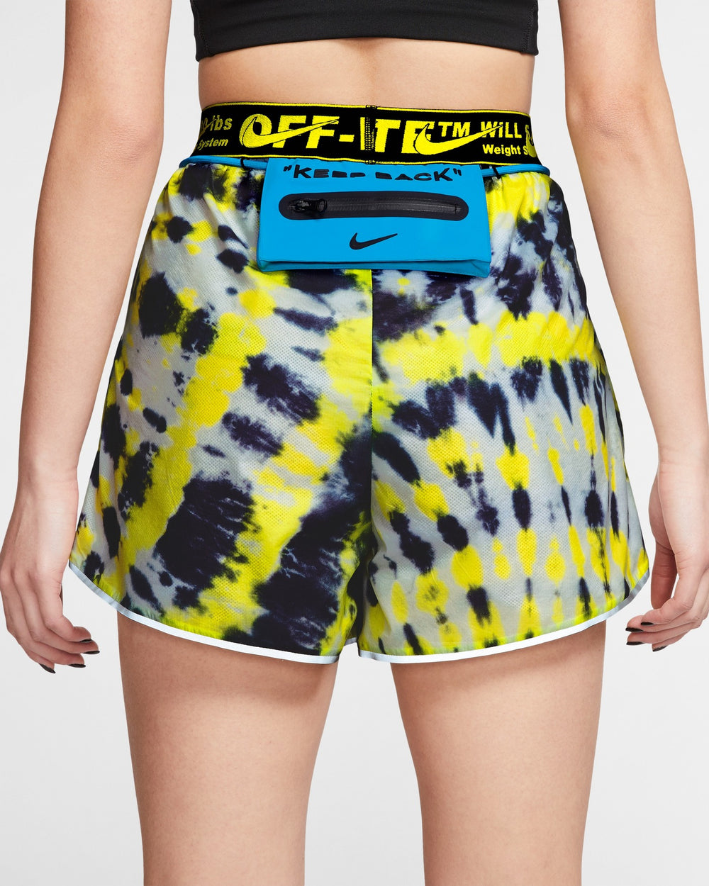 NIKE WOMEN'S TIE-DYE SHORTS X OFF-WHITE ATHLETE IN PROGRESS VOLT - מכנס קצר נייקי אוף-וויט טאי-דאי צהוב שחור לנשים - תמונה 2