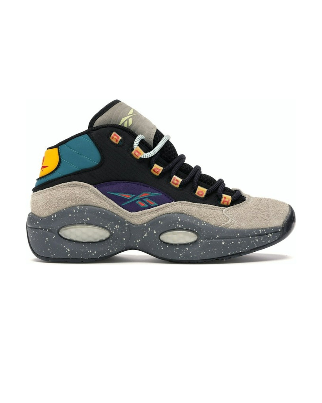 REEBOK MEN'S QUESTION MID X NICE KICKS BUBBA CHUCK - סניקרס ריבוק קווסצ׳ן מיד נייס קיקס בז׳ שחור וצבעוני לגברים - תמונה 1