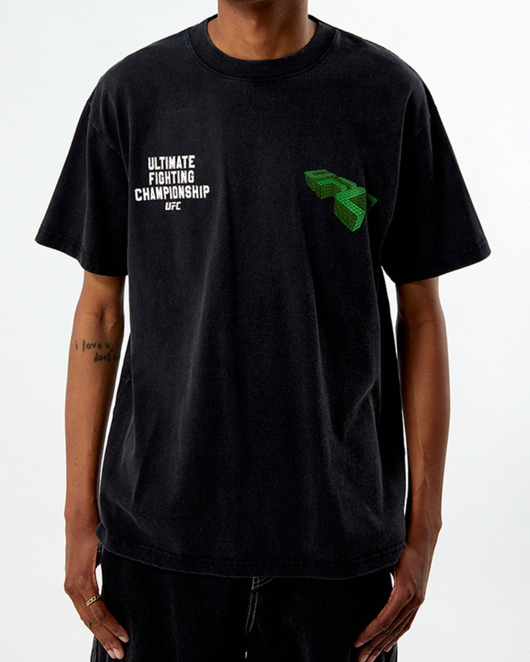 UFC OFFICIAL COLLECTION "ONLY ONE" OVERSIZED TEE WASHED BLACK חולצת UFC - תמונה 4