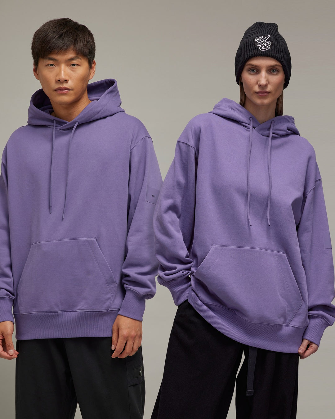 Y-3 UNISEX ORGANIC COTTON TERRY HOODIE TECH PURPLE - קפוצ׳ון Y-3 סגול יוניסקס - תמונה 3