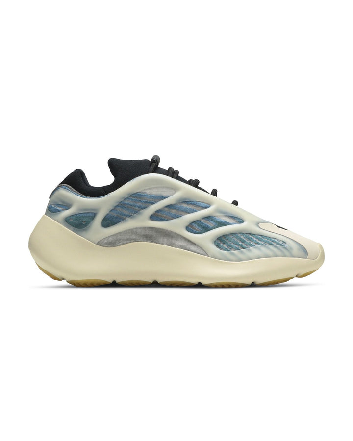 ADIDAS YEEZY UNISEX 700 V3 KYANITE סניקרס אדידס ייזי 700 V3 שמנת ותכלת יוניסקס
