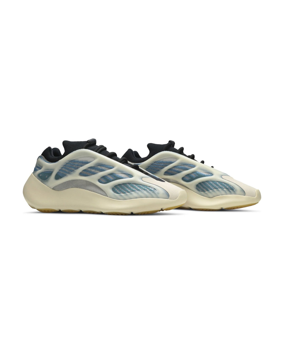 ADIDAS YEEZY UNISEX 700 V3 KYANITE סניקרס אדידס ייזי 700 V3 שמנת ותכלת יוניסקס