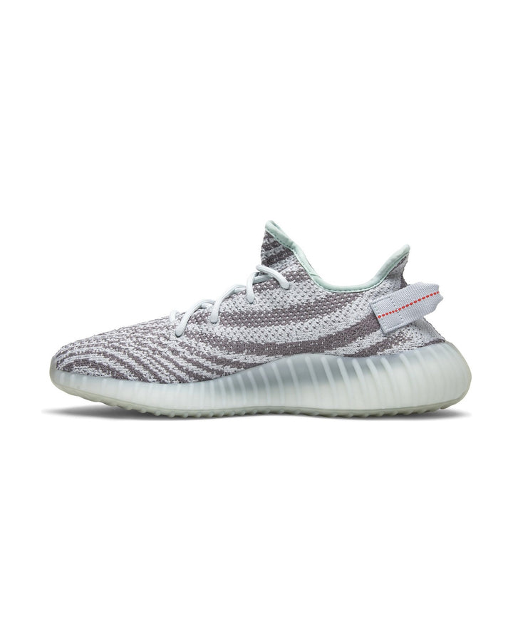 ADIDAS YEEZY UNISEX BOOST 350 V2 BLUE TINT סניקרס אדידס ייזי בוסט 350 אפור תכלת יוניסקס
