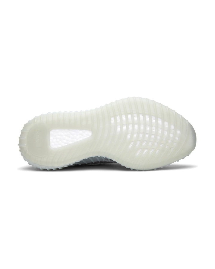 ADIDAS YEEZY UNISEX BOOST 350 V2 BLUE TINT סניקרס אדידס ייזי בוסט 350 אפור תכלת יוניסקס