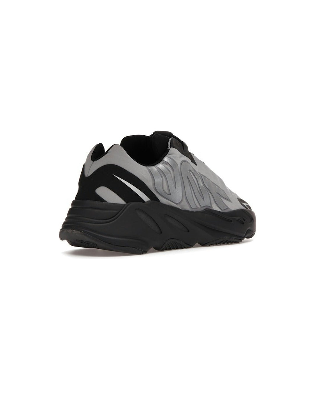 ADIDAS YEEZY UNISEX BOOST 700 MNVN METALLIC סניקרס אדידס ייזי בוסט 700 כסוף מטאלי יוניסקס